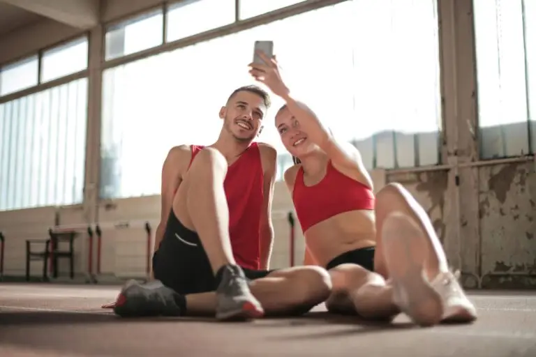 Paar macht selfie