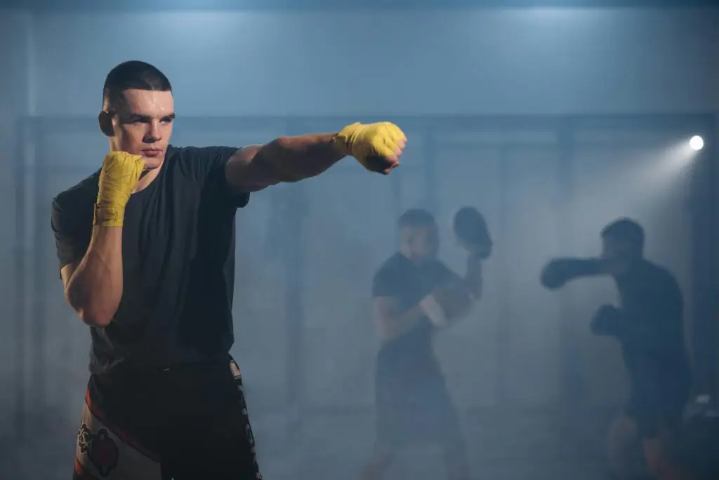 Boxer vor Gruppe